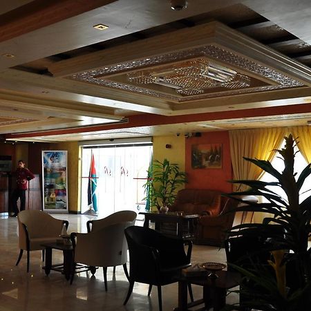 Rest Hills Hotel Аман Екстериор снимка