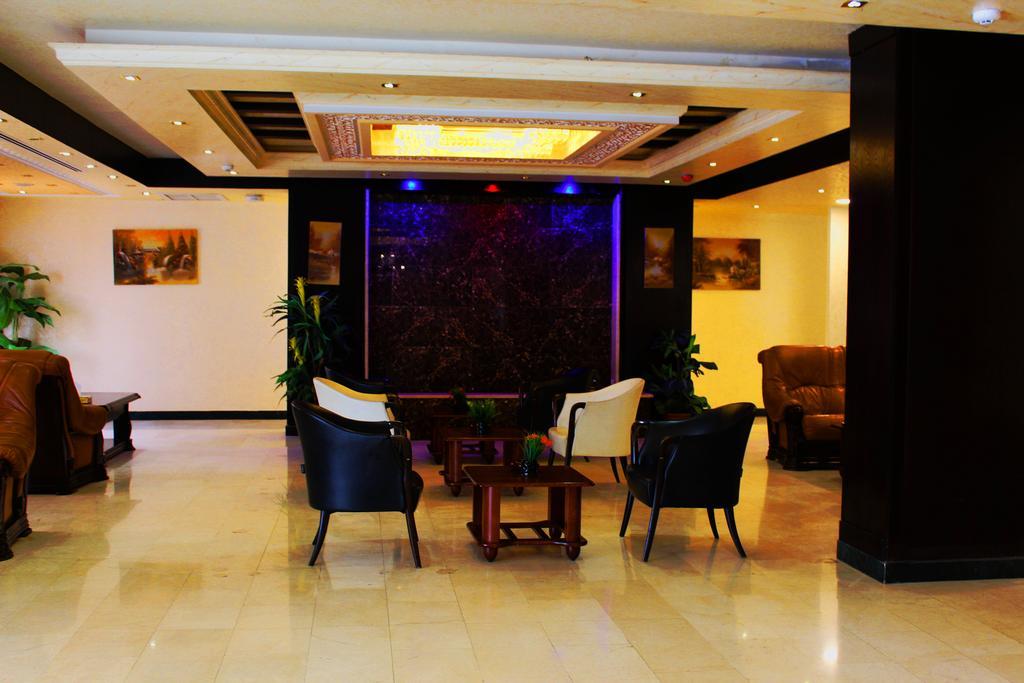 Rest Hills Hotel Аман Екстериор снимка
