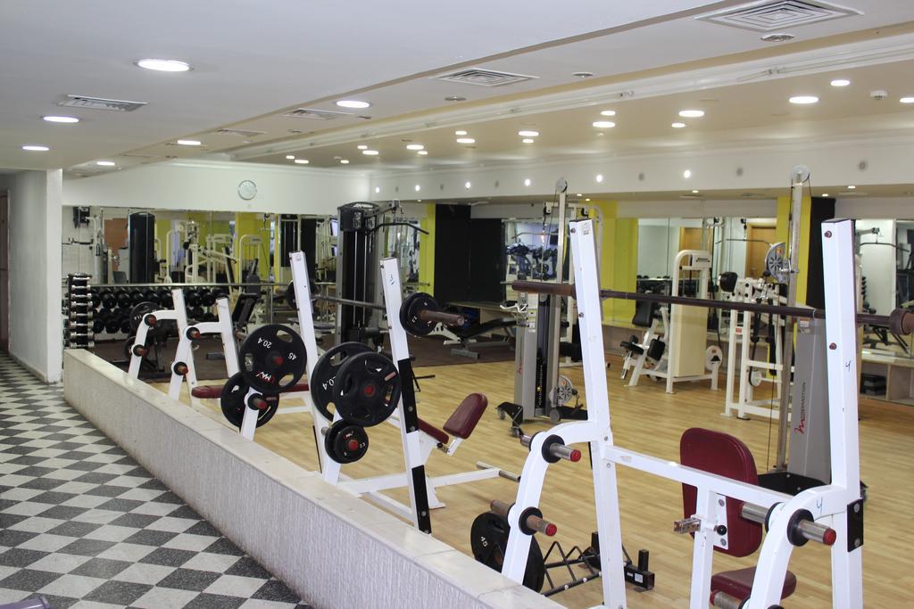 Rest Hills Hotel Аман Екстериор снимка